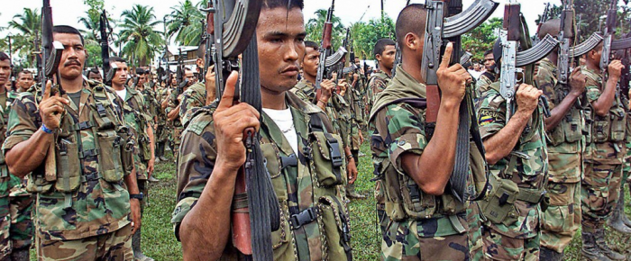 Grupo narcoguerrilheiro das "Forças Armadas Revolucionárias da Colômbia" (FARC)
