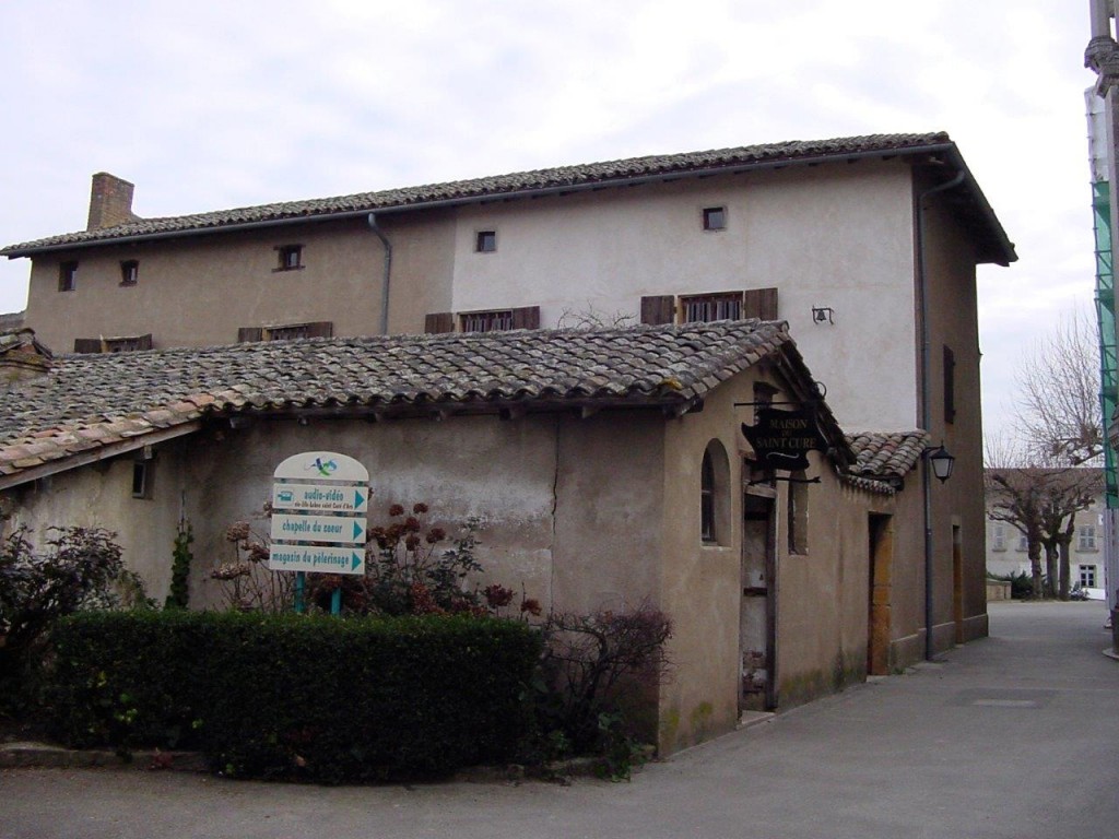 Casa em que viveu  São João Maria Vianney, na cidade francesa de Ars