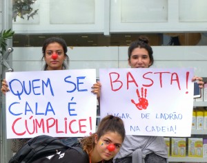 Manifestação contra o PT