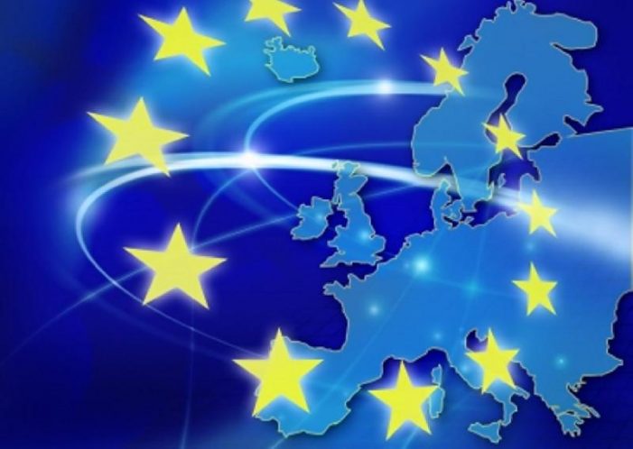 A União Europeia ante um grande dilema: mudar de rumo ou afundar no caos?
