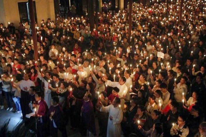 Onda de conversões de adultos no Vietnã