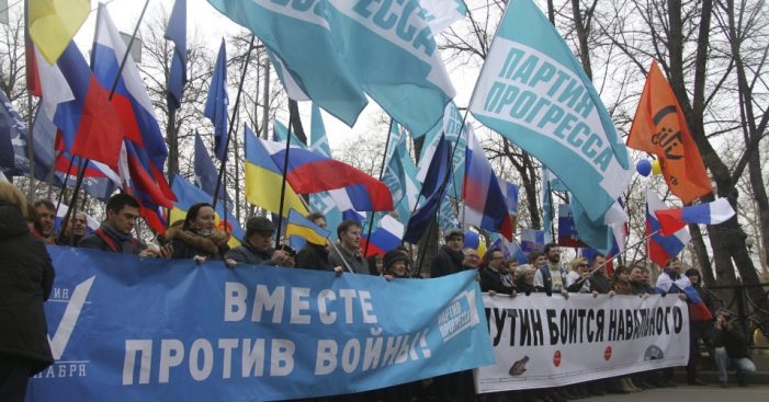 Moscovitas bradam: “Putin, chega de mentiras!”