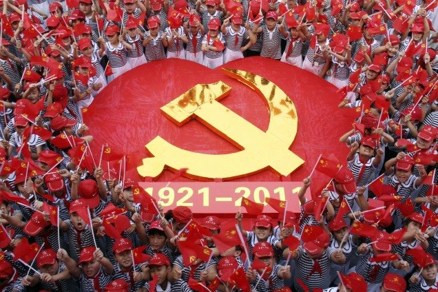 Crescente renúncia dos chineses ao Partido Comunista