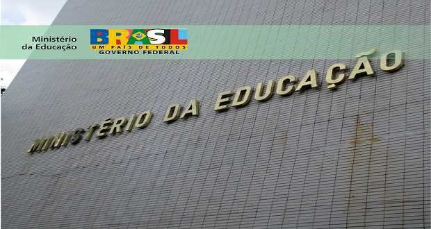 Estranha ideologia