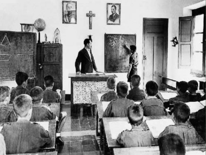 Reação contra o ensino público obrigatório no século XIX