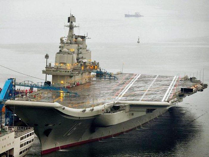 China: porta-aviões reciclado acirra tensões