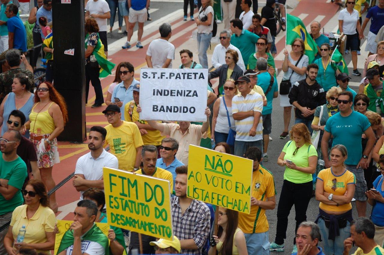 manifestacao-paulista-26-marco-2016-113