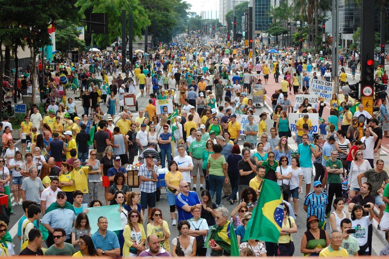 manifestacao-paulista-26-marco-2016-114