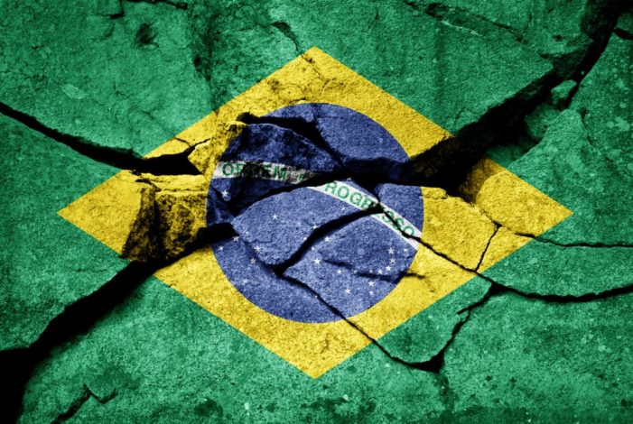 O Brasil de braço quebrado