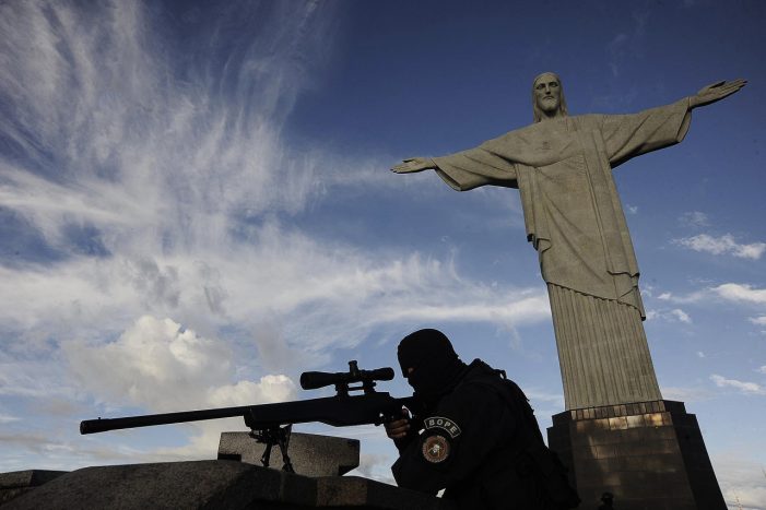 À margem da intervenção no Rio: Valores Morais (V)