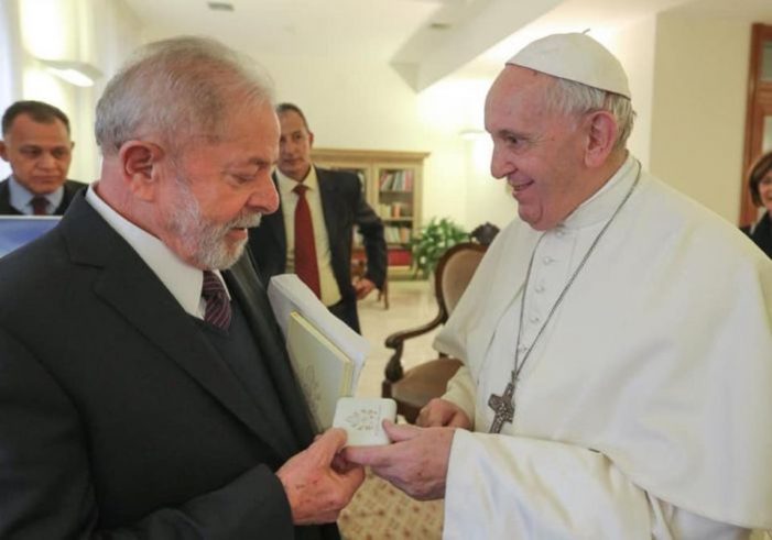 LULA NO VATICANO — Os Papas condenaram o Socialismo