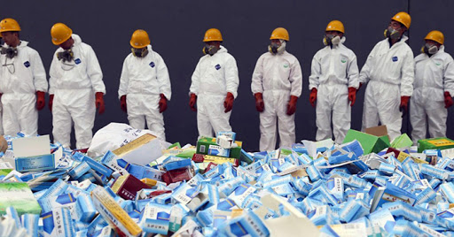 Confiança suicida nos remédios chineses