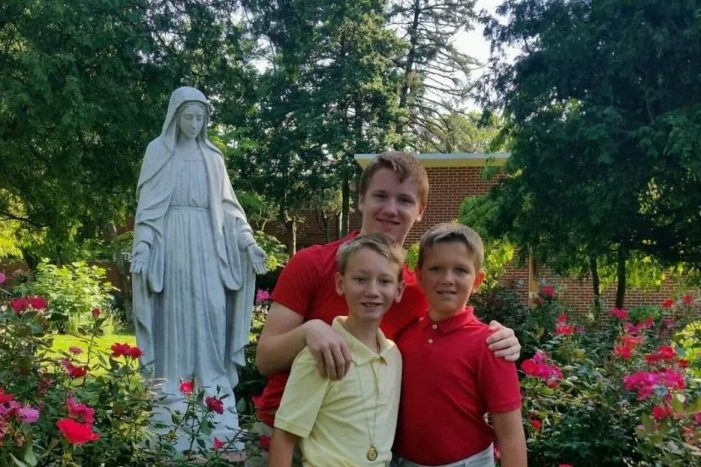 MILAGRES AINDA ACONTECEM