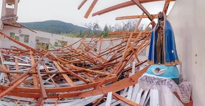 Tornados poupam imagens católicas em vários países