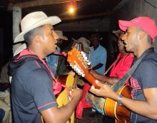 NO MUNDO RURAL, É TEMPO DE FOLIAS DE REIS