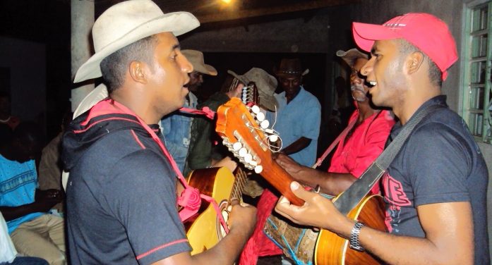 NO MUNDO RURAL, É TEMPO DE FOLIAS DE REIS