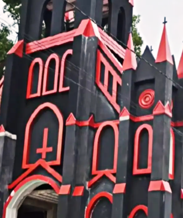 Templo dedicado a Lúcifer em Volta Redonda