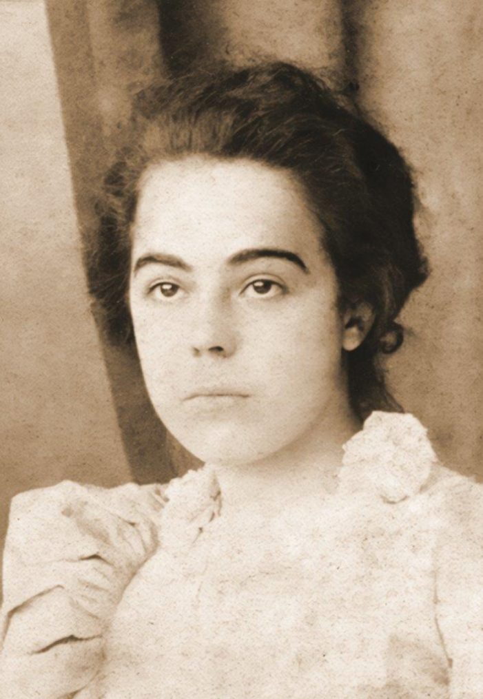 150 ANOS DE UMA TRADICIONAL DAMA PAULISTA