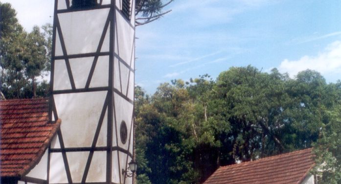 MUITO ALÉM DO ENXAIMEL E DA CERVEJA